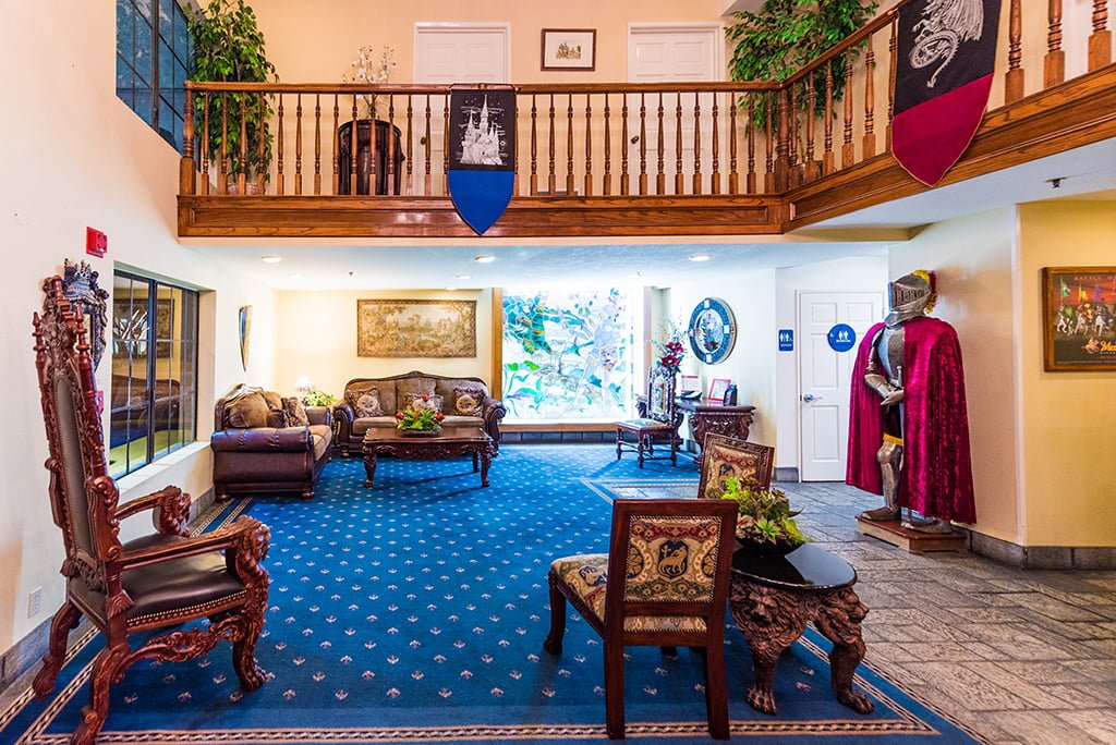 castle-inn-suites-disneyland-anaheim-770