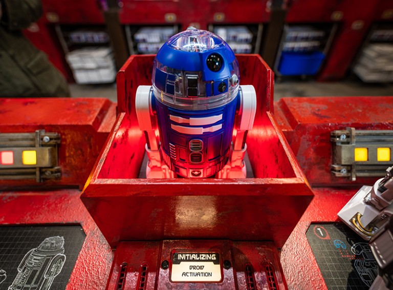 Droid Depot in Star Wars Land: Review & Info