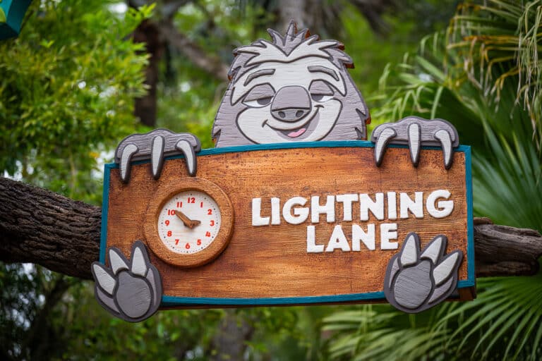 Lightning Lanes at Disney World Guide