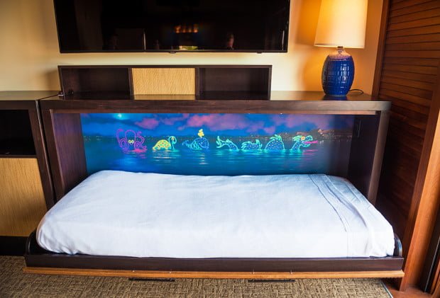 polynesian-bungalows-pull-down-bed