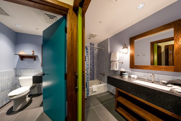 second-bathroom-polynesian-bora-bora-bungalow
